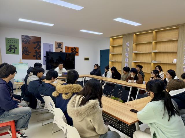  【思政创新】“一站式”社区如何重塑清明育新范式：扬工院红色教育与文化传承的实践方法论 新闻