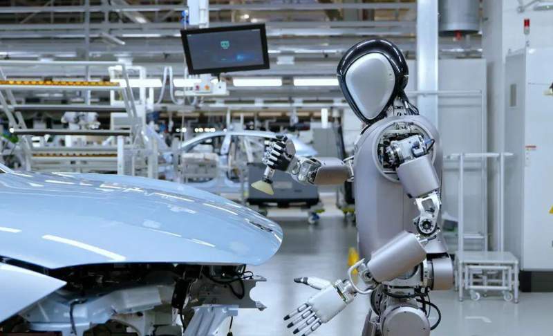  新能源汽车赛道风云再起；蔚来避开机器人热潮，转向核心业务深耕；李斌理性应对行业变局。 汽车科技 新能源汽车赛道风云再起；蔚来避开机器人热潮，转向核心业务深耕；李斌理性应对行业变局。 汽车科技