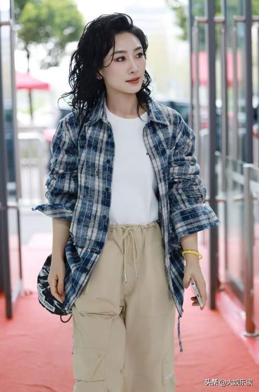  综艺深度观察：乘风2026全开麦直播生存指南与人气选手解析 娱乐新闻