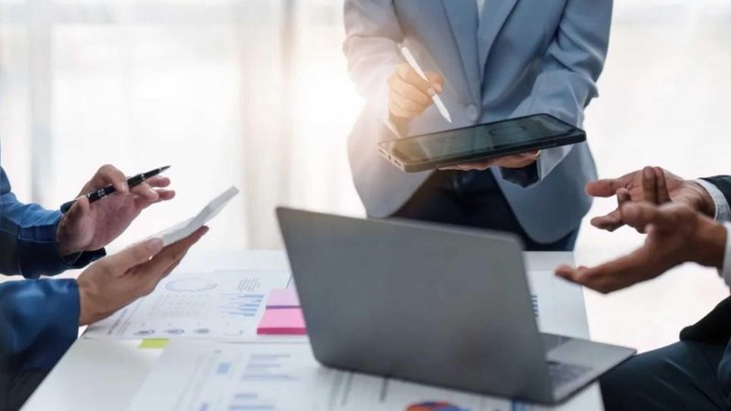  数十亿美元的成本博弈：深度解析航运供应链的动态对冲机制 IT技术