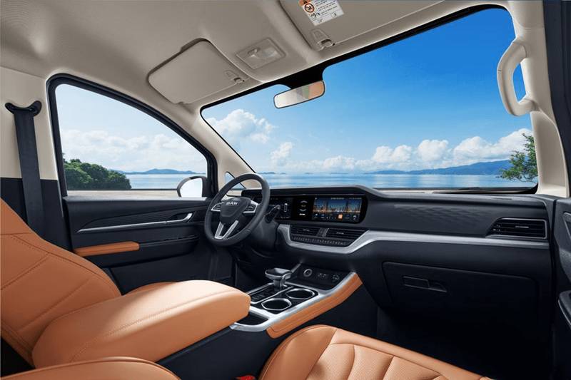  技术拆解：锐胜王牌M7自动挡8AT变速箱的传动密码 汽车科技