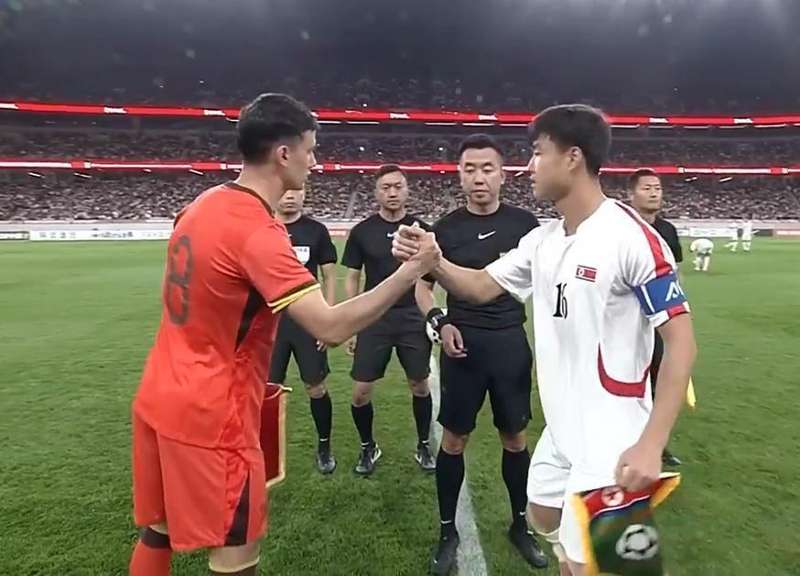U23门将伤退背后：三大悍将复盘朝鲜节奏，数据揭示战术困局